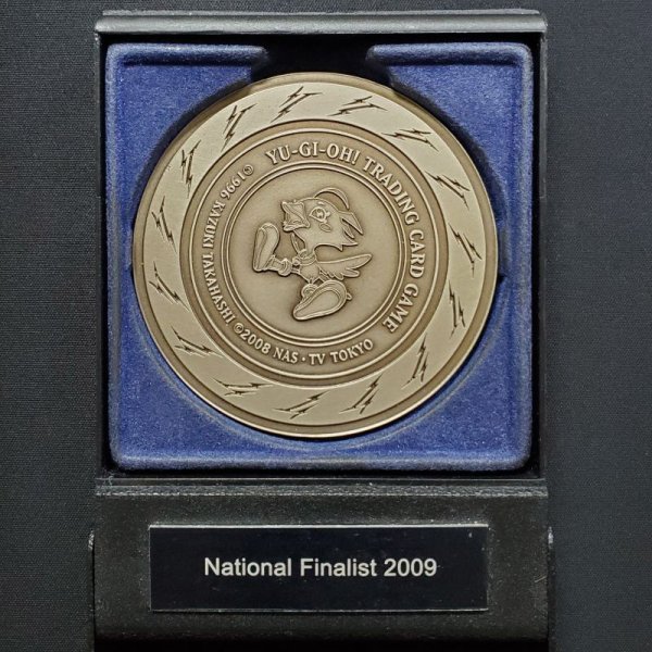 画像1: 【未使用品】ロードランナー 金属製メダル National Championship 2009 (1)