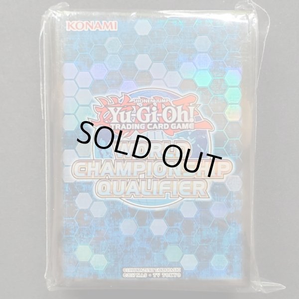 画像1: 【未開封品】WCQ 2019 スリーブ メタリックブルー ハニカム 青 100枚入 (1)