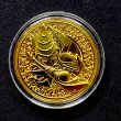 画像1: 【未使用品】ブラック・マジシャン 金属製メダル/コイン ゴールド 海外YCS限定 (1)