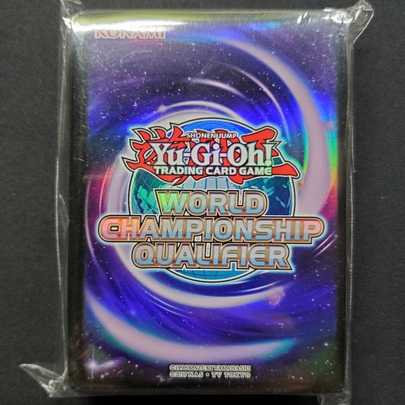 【未開封品】WCQ 2018 スリーブ メタリックパープル 紫 100枚入